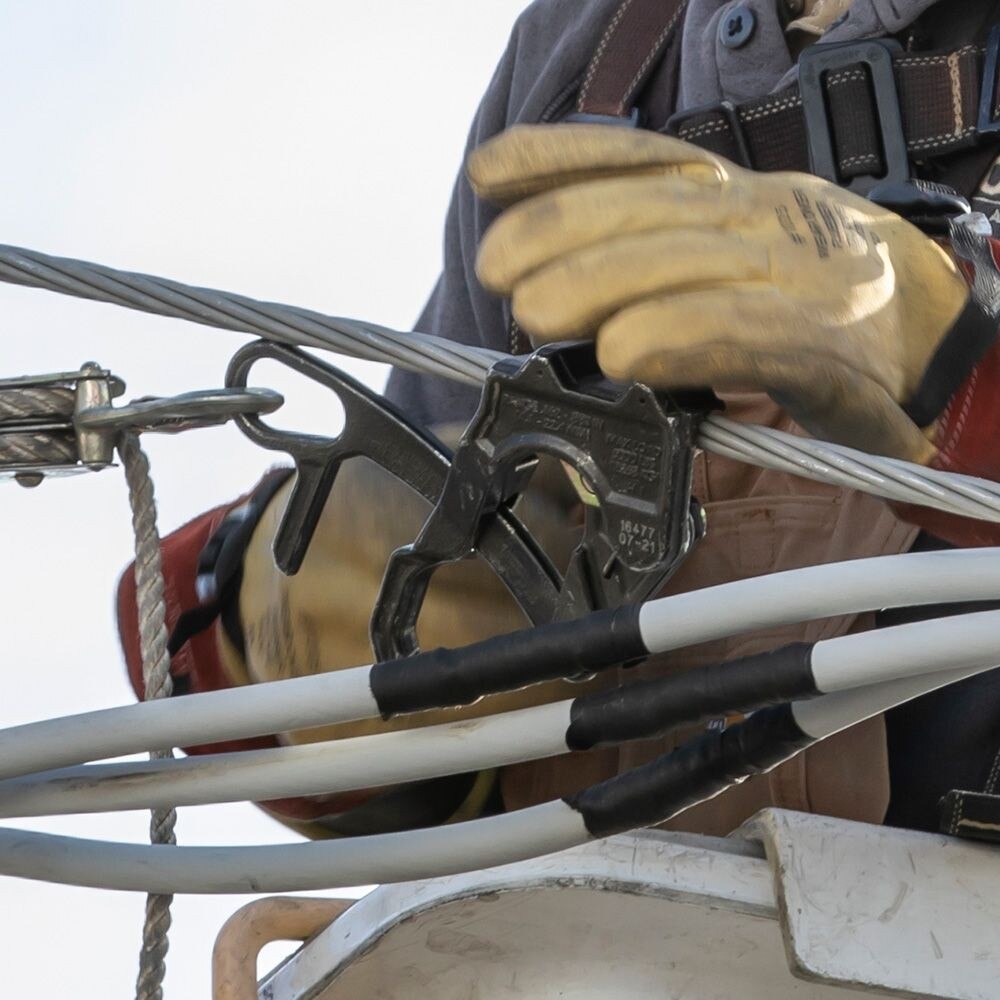 Klein 1647724 Wide Range Distribution Grip, EHS Wire