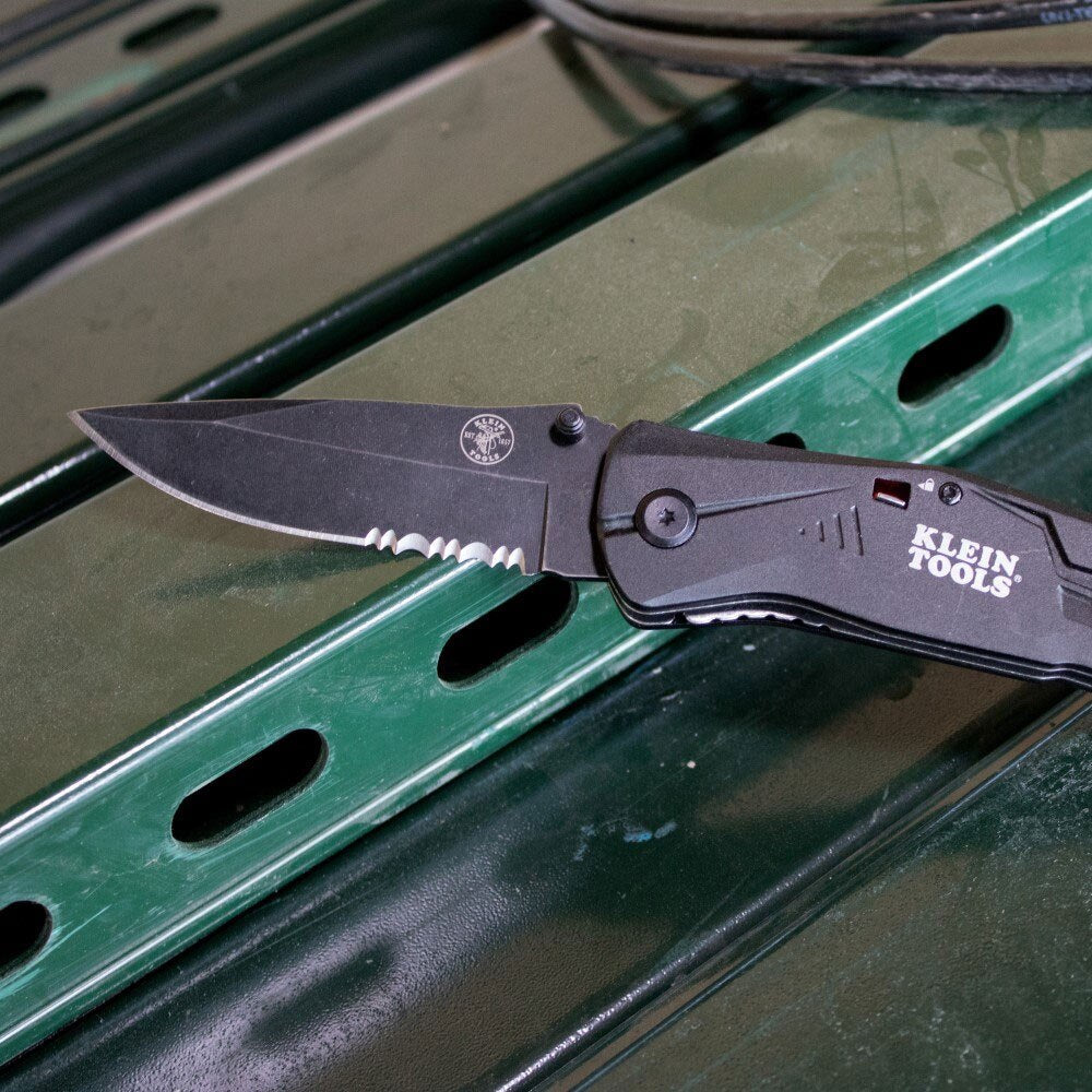 Klein 44223 Spring-Assisted Open Pocket Knife