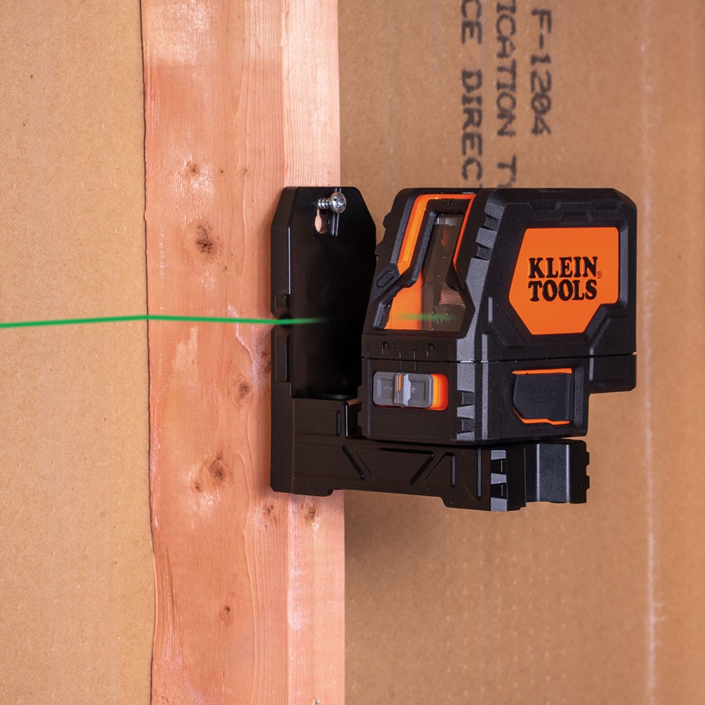 Klein 93LCLGR Rechargeable Self-Leveling Green Cross-Line Laser Level with Red Plumb